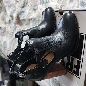 Frye Margaret shootie